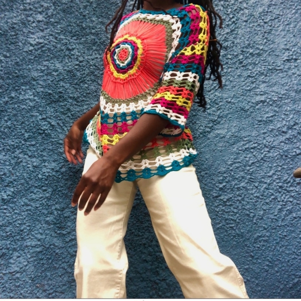 Sioni Multicolor Crochet Top